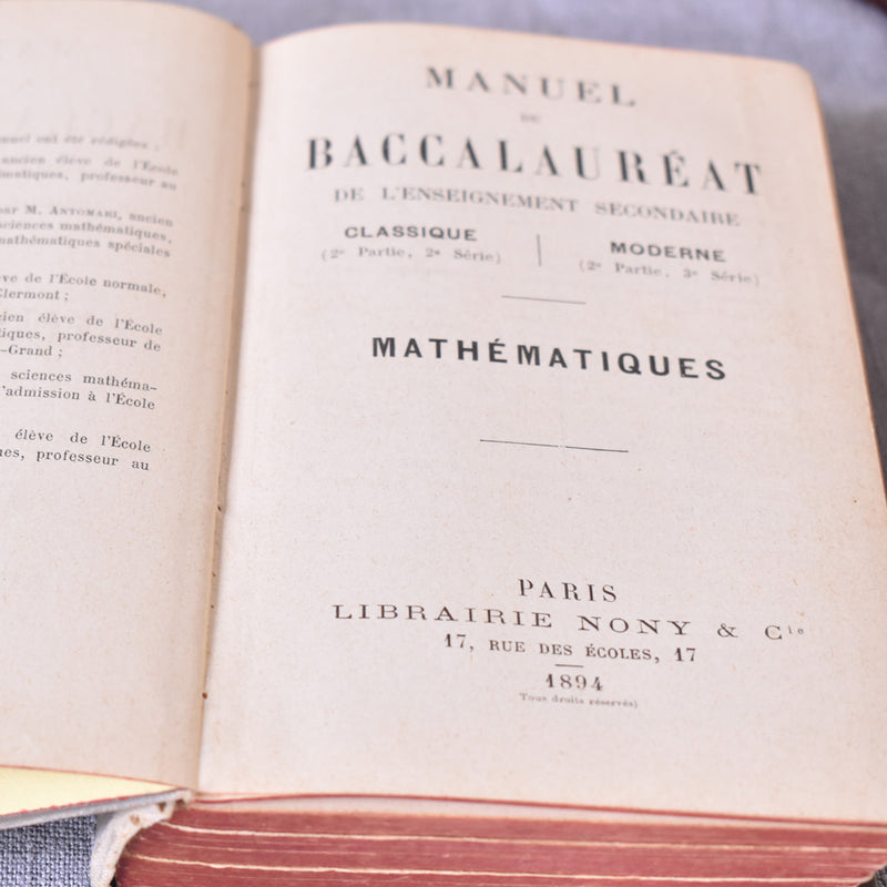 Antique book "Manuel du Baccalauréat"