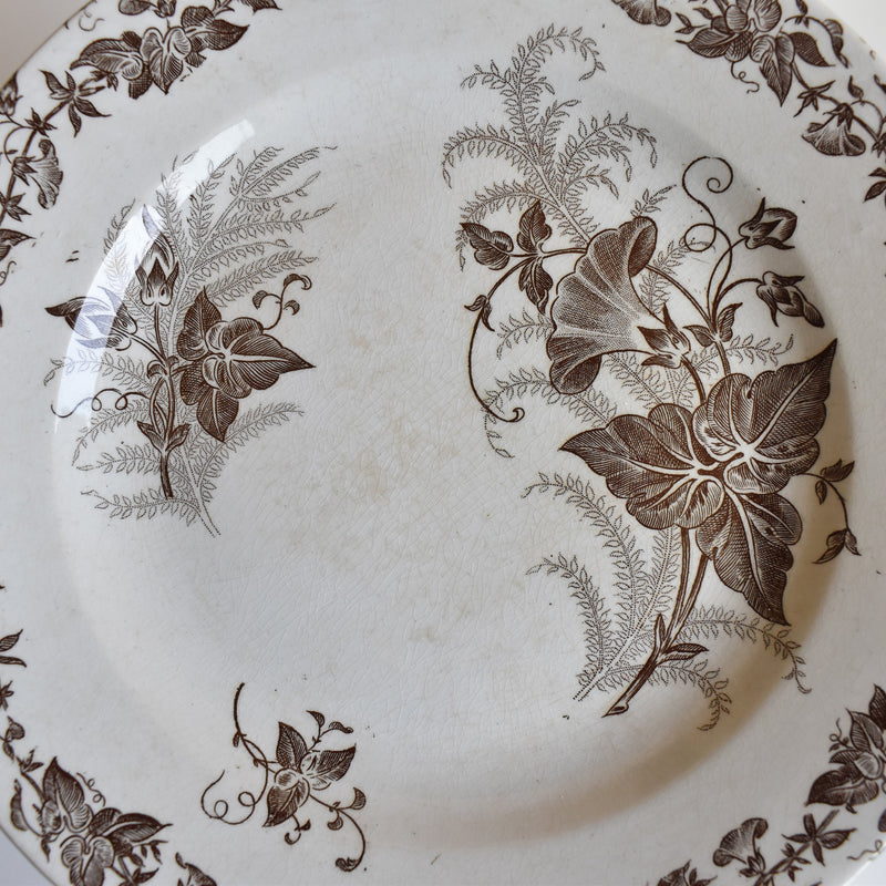 Antique Pedestal Plate FF Peksonnu Liseron