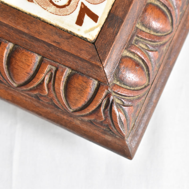 Antique Tile Trivet: Le Favori