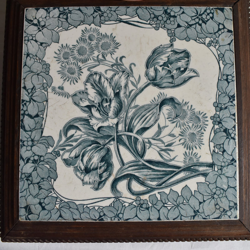 Antique tile trivet - Tulipes