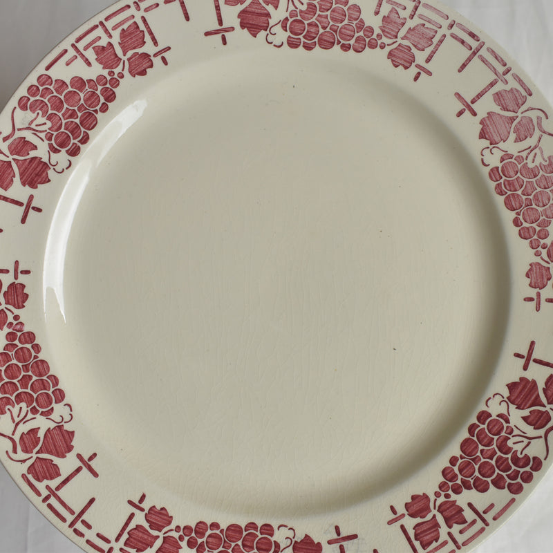 Vintage Plate Moulin des Loups Raisin A