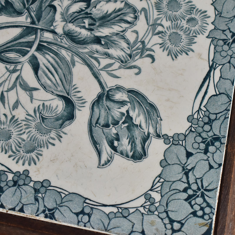 Antique tile trivet - Tulipes