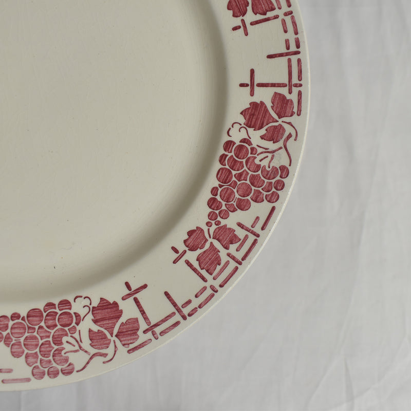 Vintage Plate Moulin des Loups Raisin A