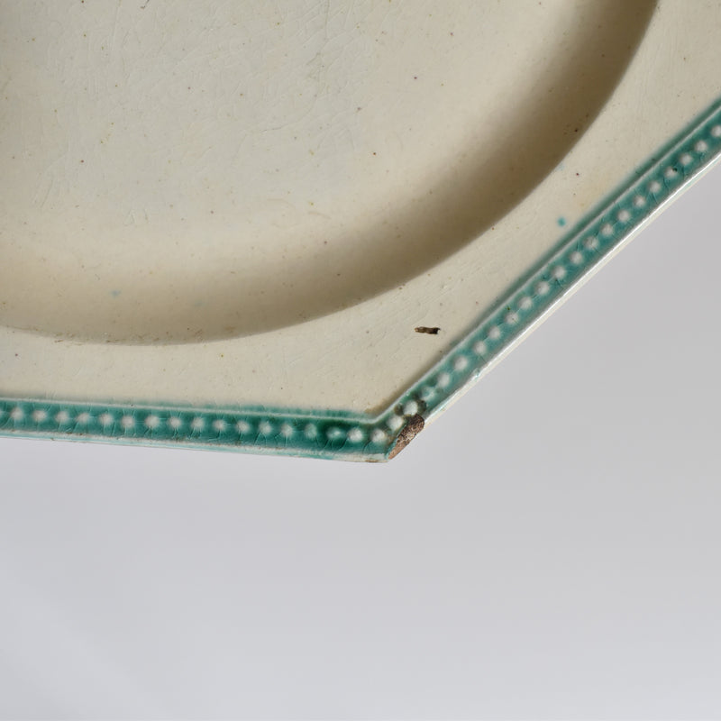 Antique Octagonal Plate, Liseret Vert A