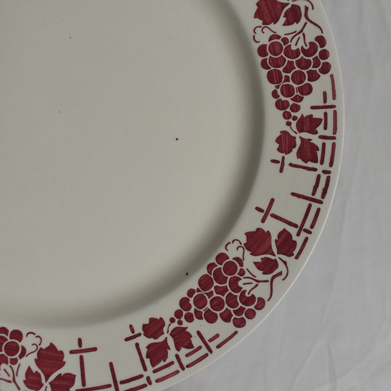 Vintage Plate Moulin des Loups Raisin B