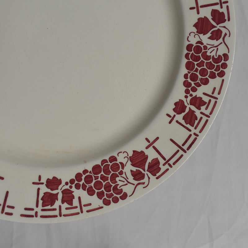 Vintage Plate Moulin des Loups Raisin B