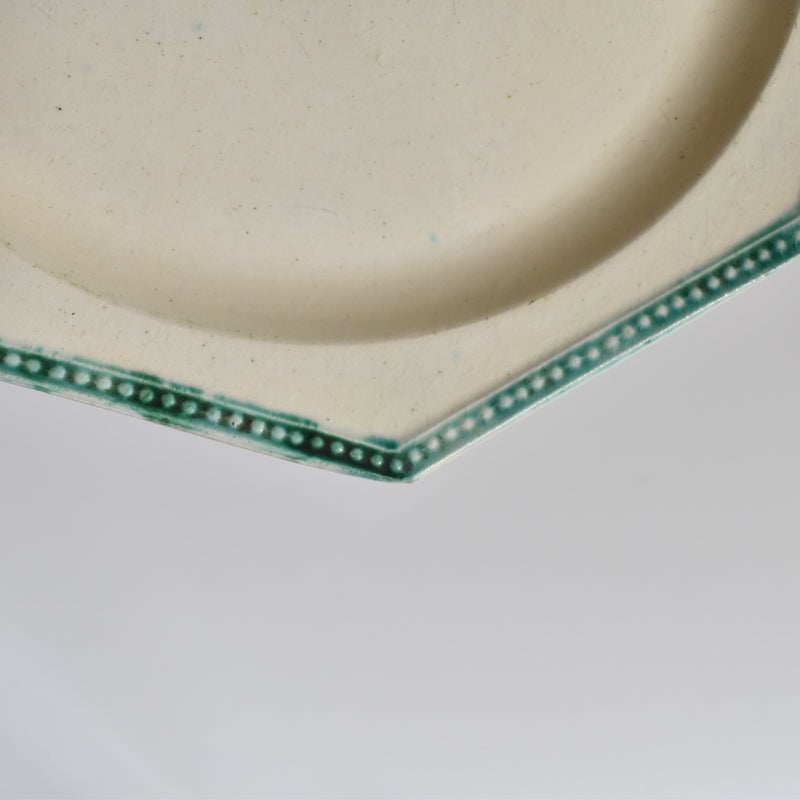 Antique Octagonal Plate, Liseret Vert A