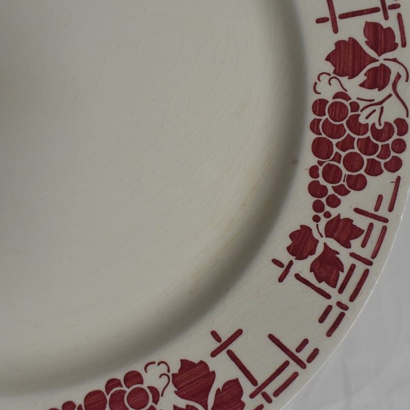 Vintage Plate Moulin des Loups Raisin B