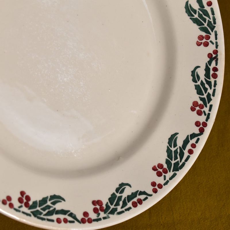 Antique Plate - Creil & Montereau, Houx (Holly)