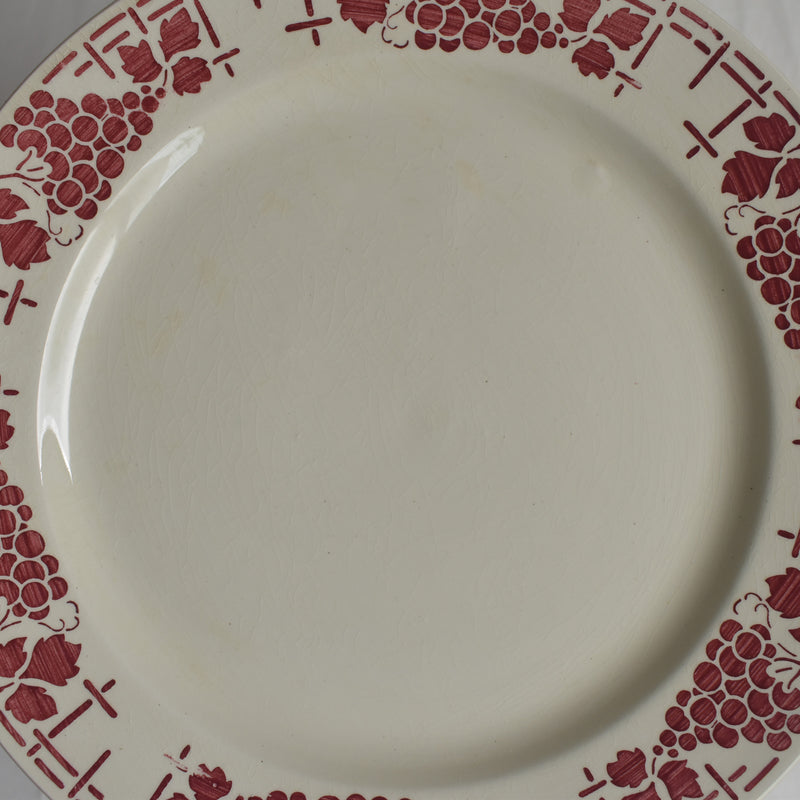 Vintage plate Moulin des Loups Raisin D