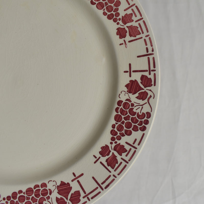 Vintage plate Moulin des Loups Raisin D