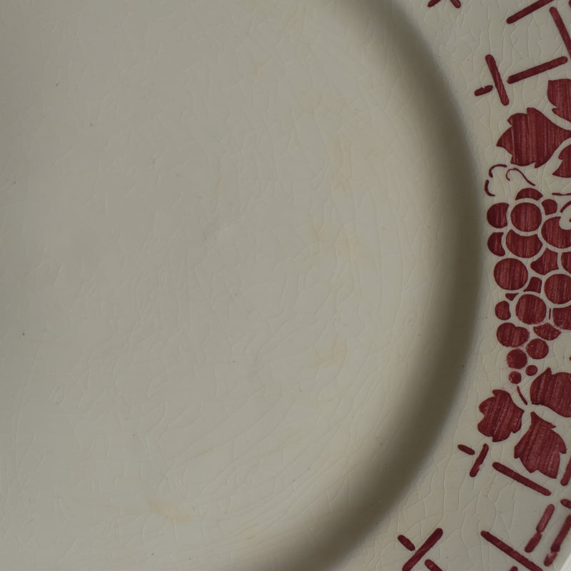 Vintage plate Moulin des Loups Raisin D