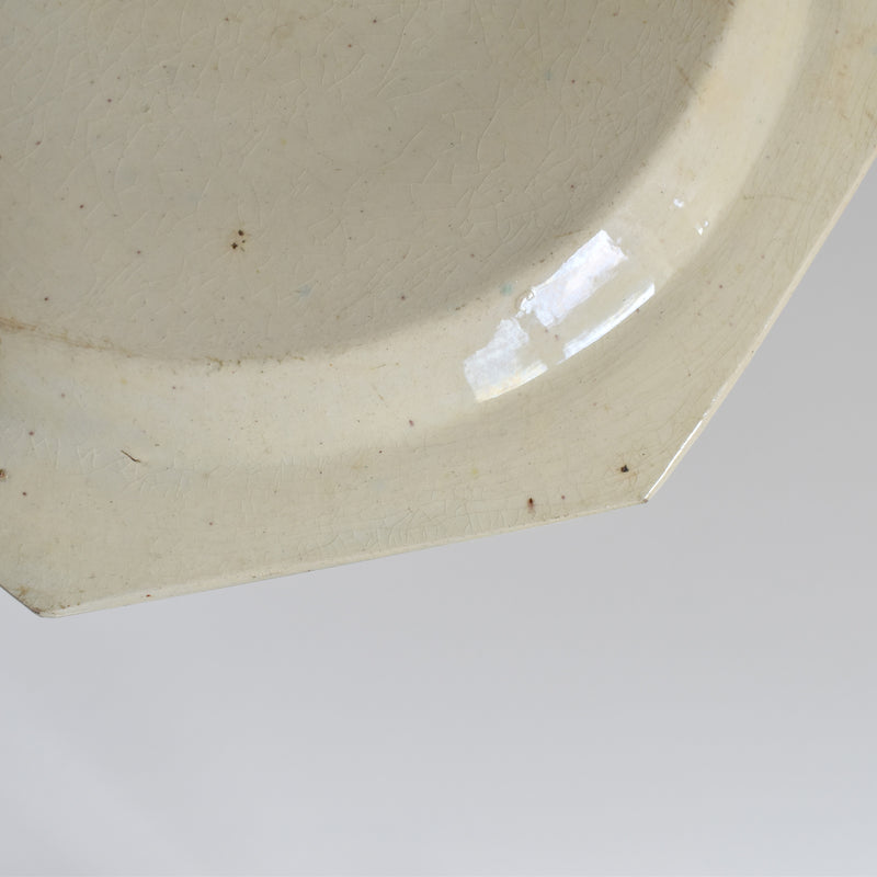 Antique Octagonal Plate, Liseret Vert C