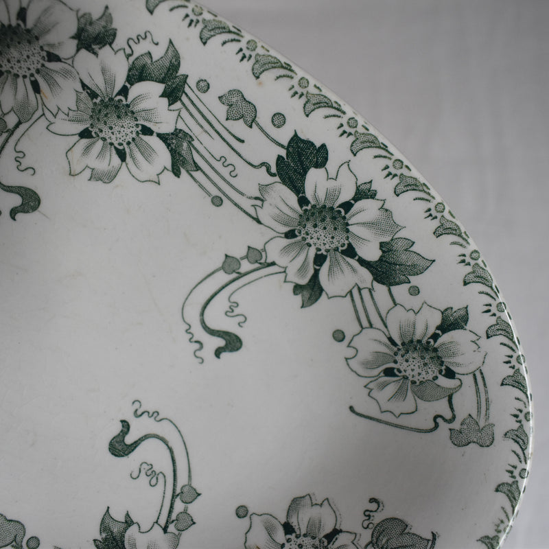 Antique Raviere Aux Lions de Faience