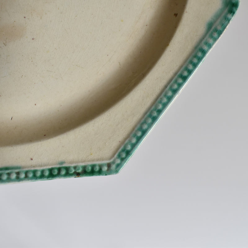 Antique Octagonal Plate, Liseret Vert C