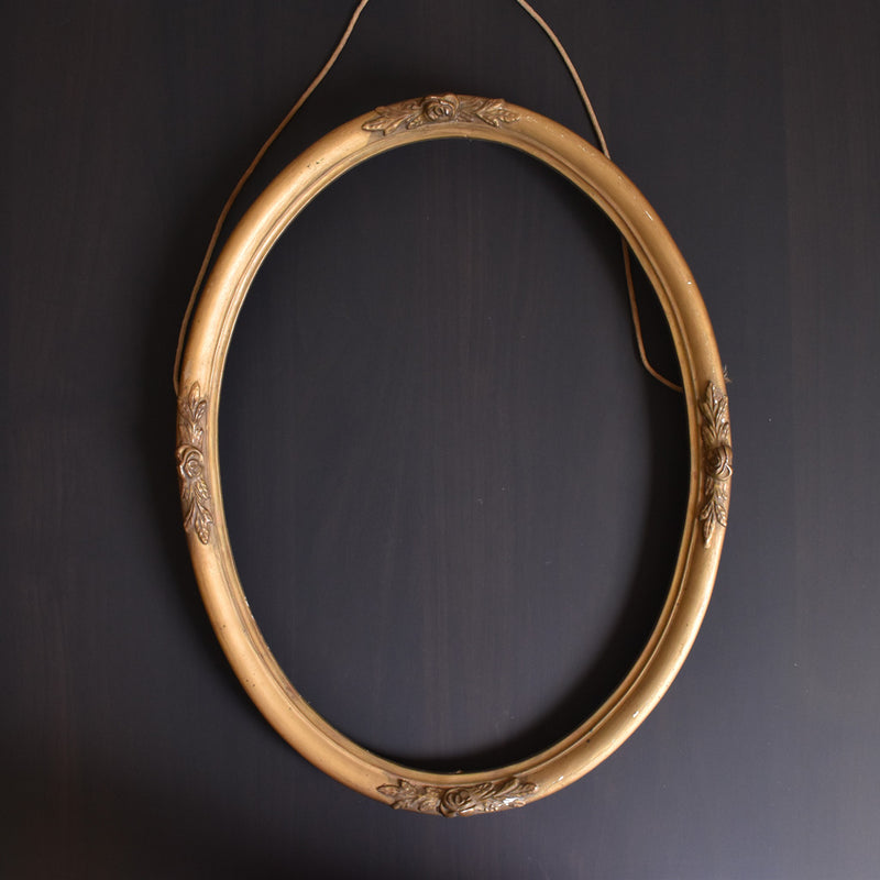 Antique Frame Oval Rose