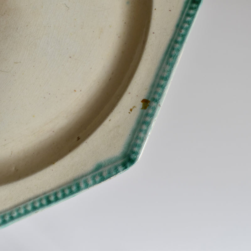 Antique Octagonal Plate, Liseret Vert C