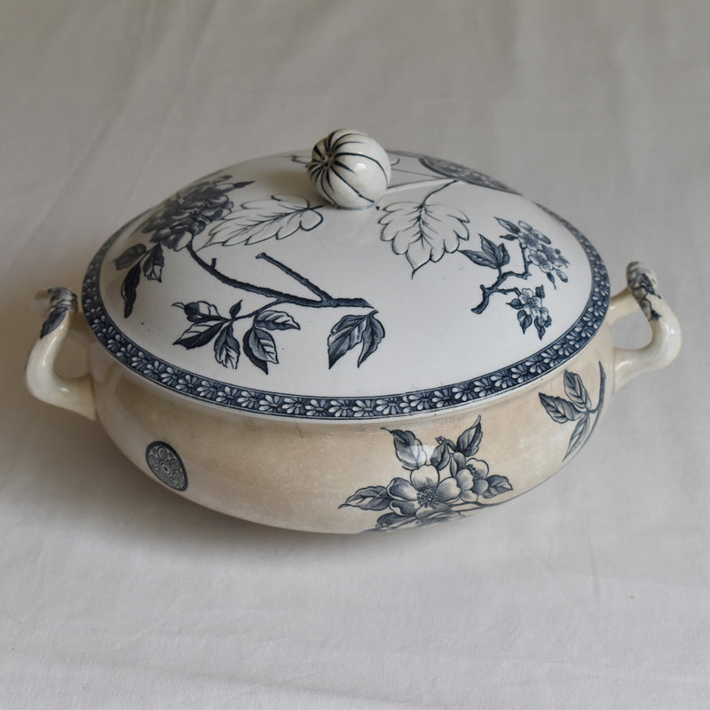 Antique Tureen Grande Époque (E. BOURGEOIS) Marguerite