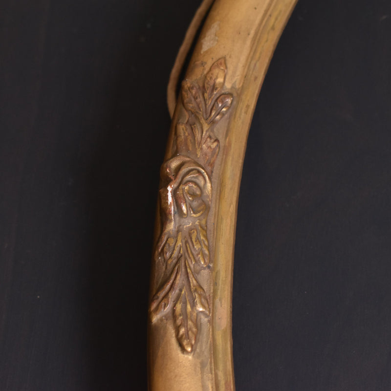 Antique Frame Oval Rose