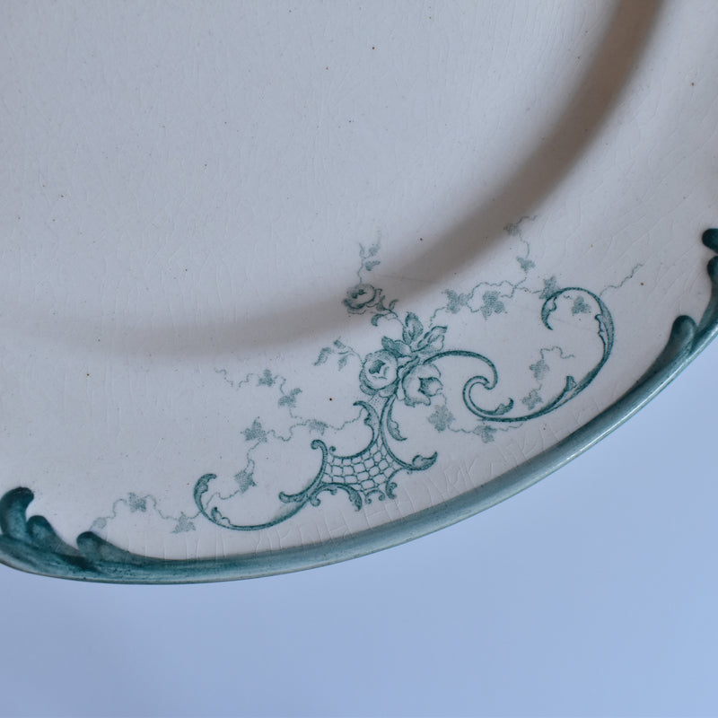 Antique Plate Longchamp Petite Roses A