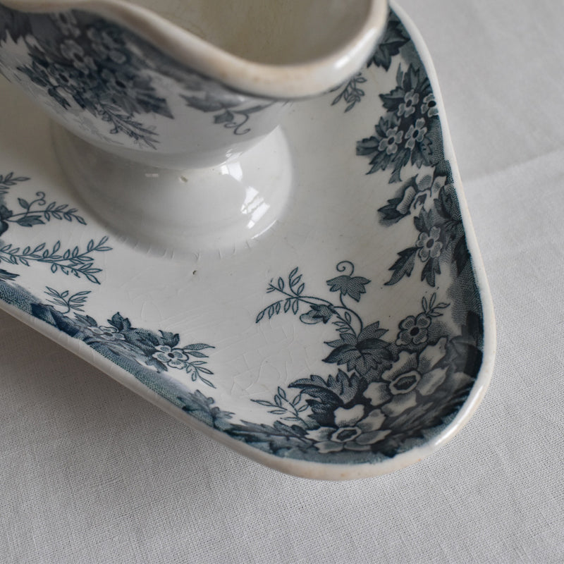 Antique Sauce Boat, Saint Amand and Hamage, Marie-Louise