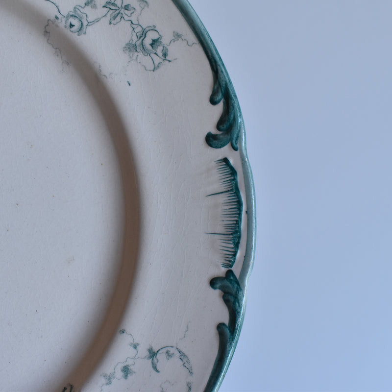 Antique Plate Longchamp Petite Roses A