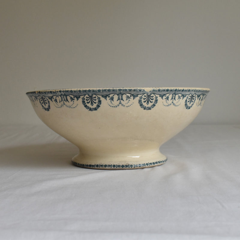 Antique salad bowl Choisy-le-Roi léna