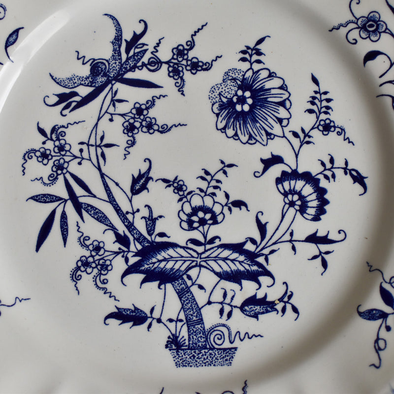 Vintage dessert plate, Sarreguemines, Lancaster