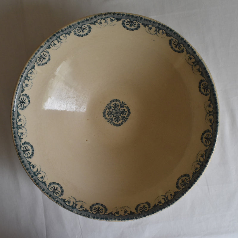 Antique salad bowl Choisy-le-Roi léna