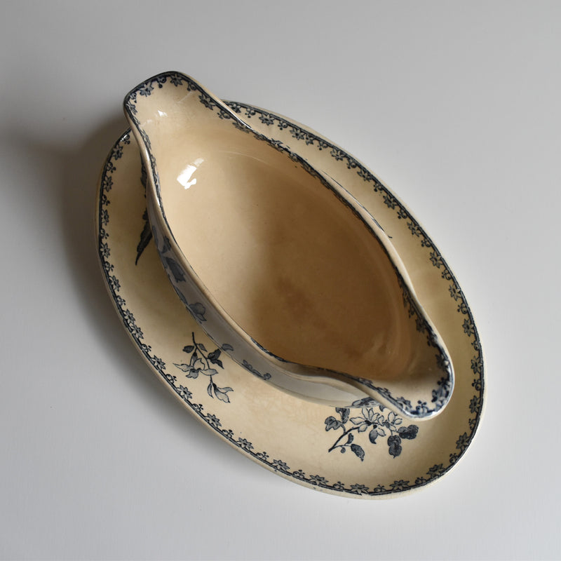 Antique Sauce Boat Digoin & Sarreguemines Favori