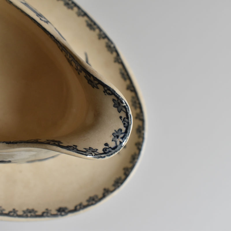 Antique Sauce Boat Digoin & Sarreguemines Favori