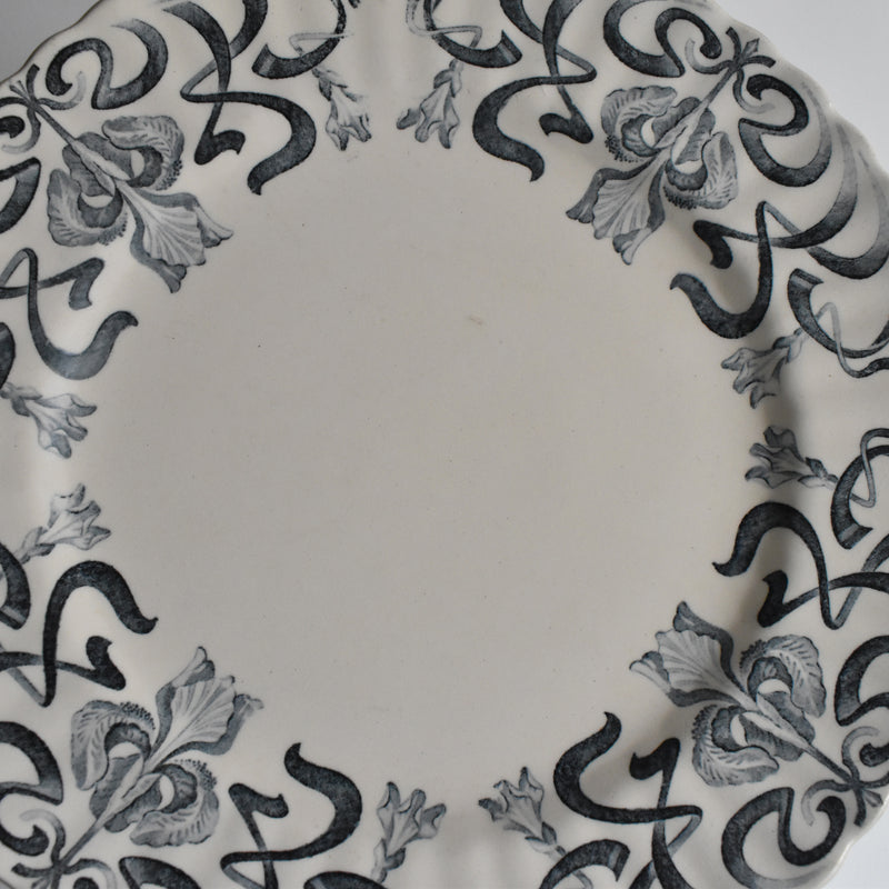 Antique Plate Longchamp Iris A