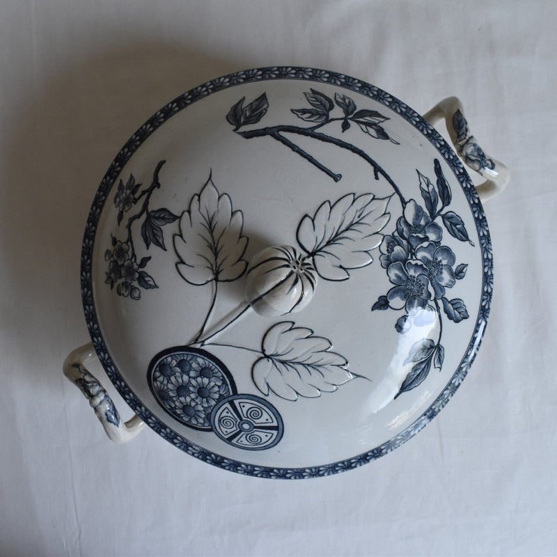 Antique Tureen Grande Époque (E. BOURGEOIS) Marguerite