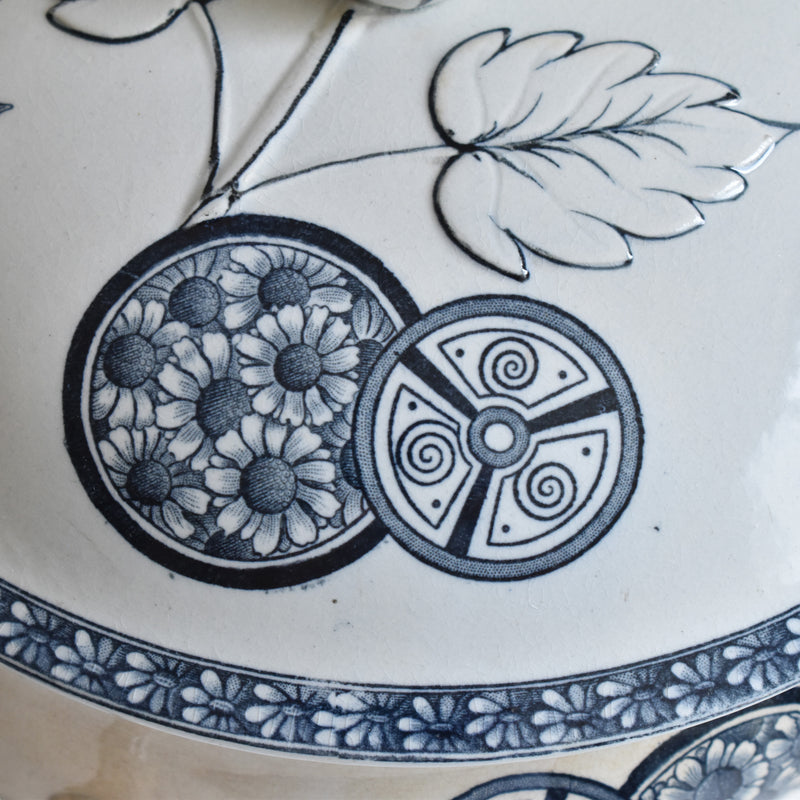 Antique Tureen Grande Époque (E. BOURGEOIS) Marguerite