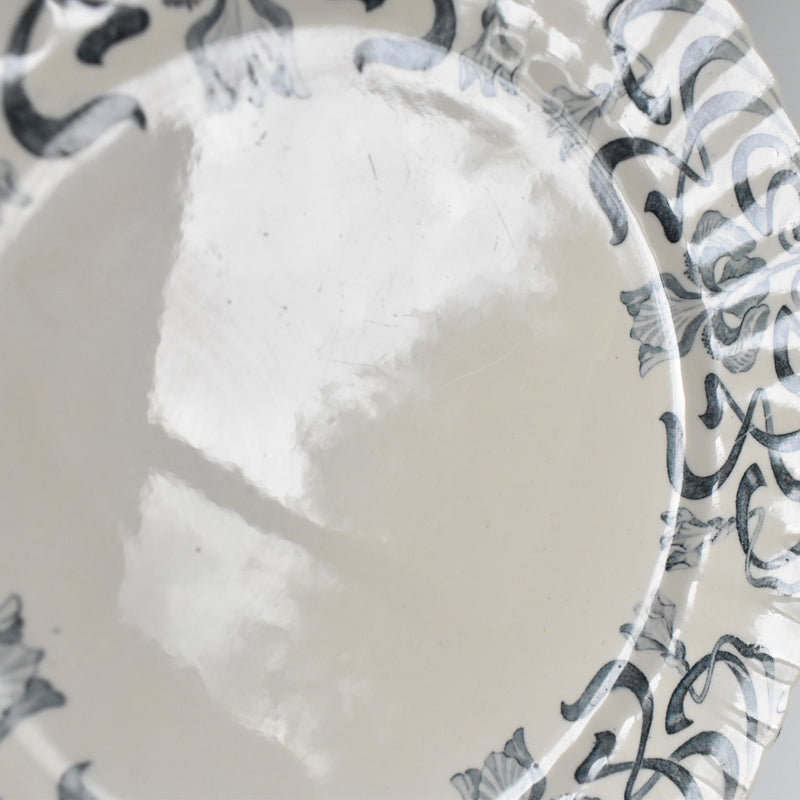 Antique Plate Longchamp Iris B