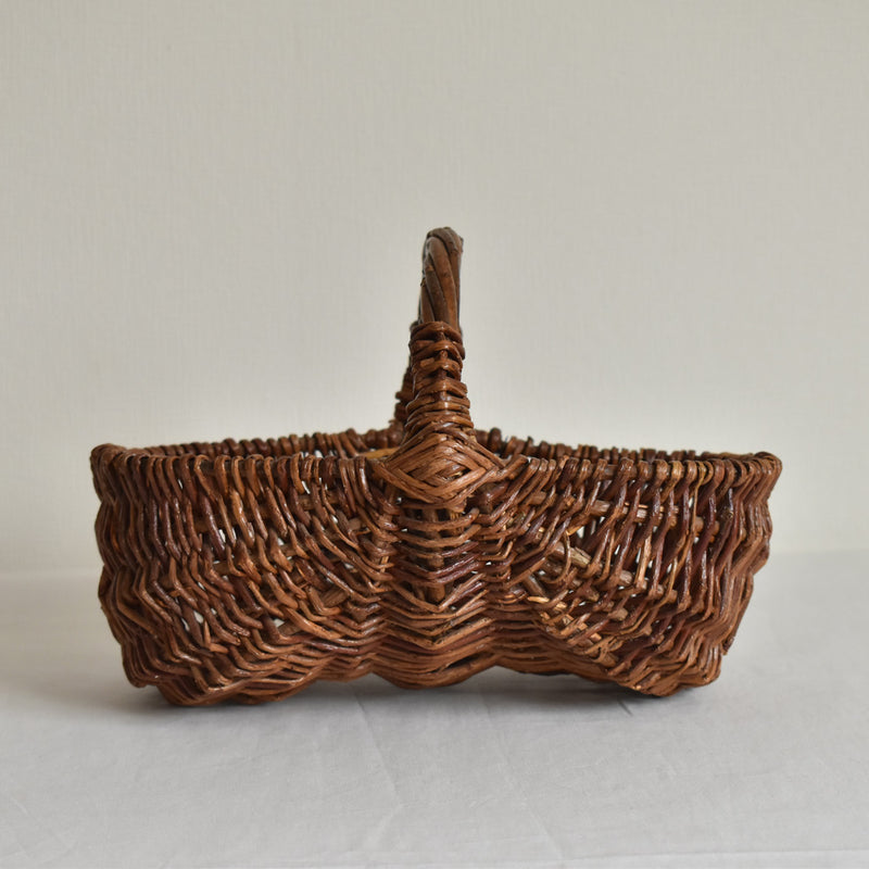 Vintage Basket Bourguignon A