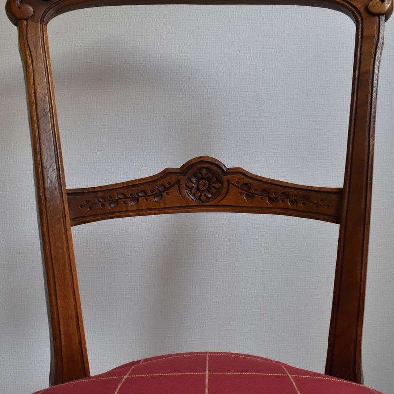 アンティーク　チェア