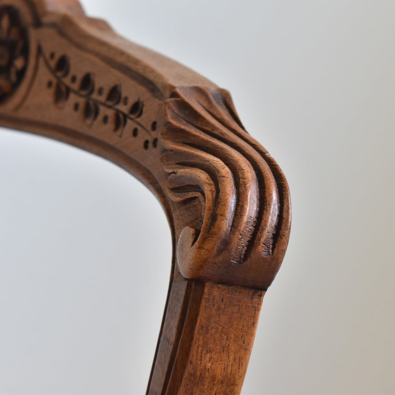 アンティーク　チェア