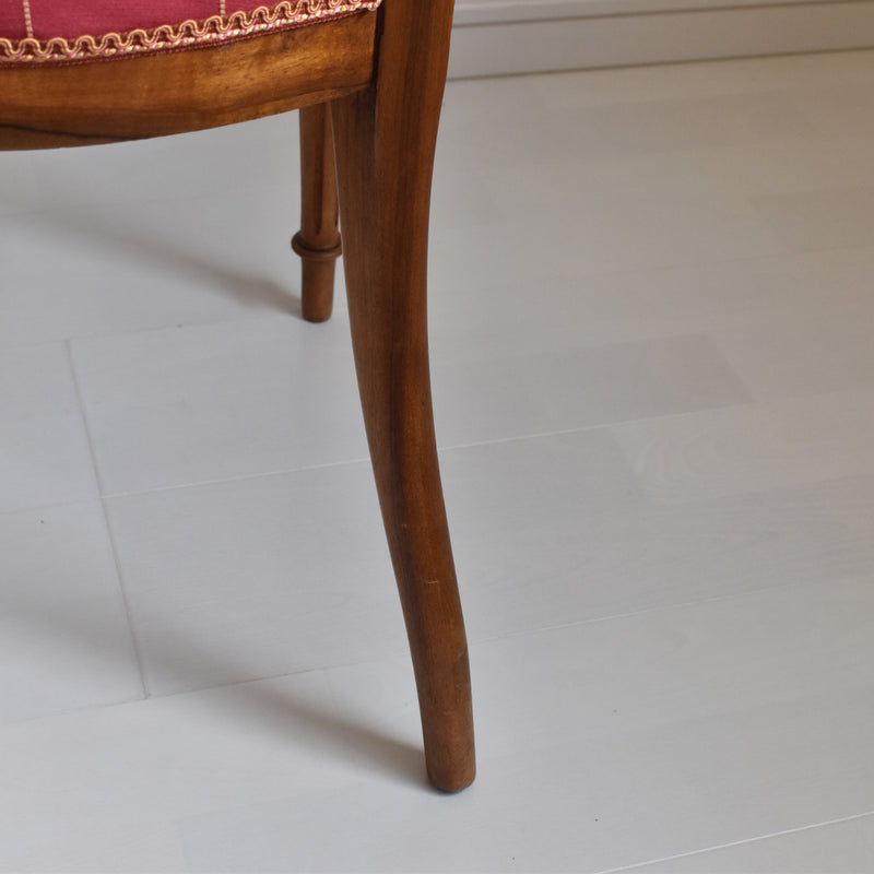 アンティーク　チェア