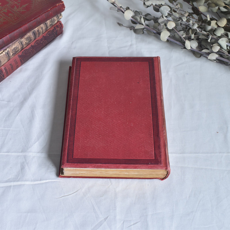 Antique book: Les aventures de trois Fugitifs