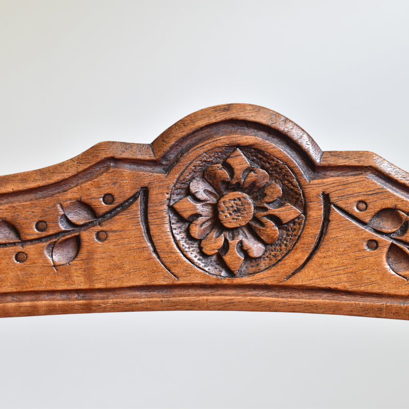 アンティーク　チェア