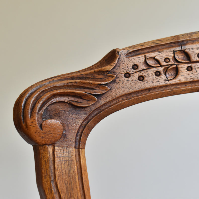 アンティーク　チェア