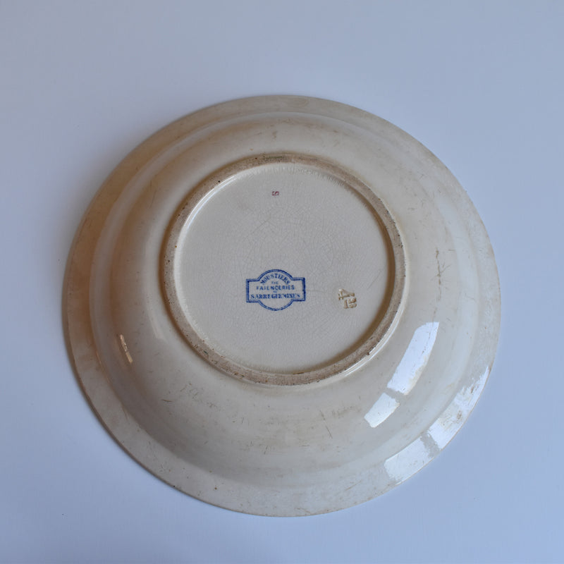Antique deep dish large U&C Sarreguemines Moustiers