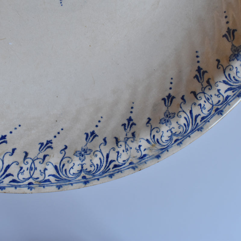 Antique deep dish large U&C Sarreguemines Moustiers