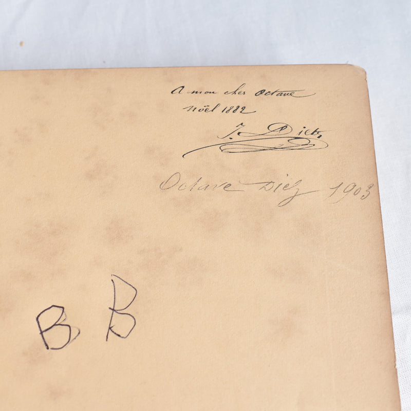 Antique book: Les aventures de trois Fugitifs