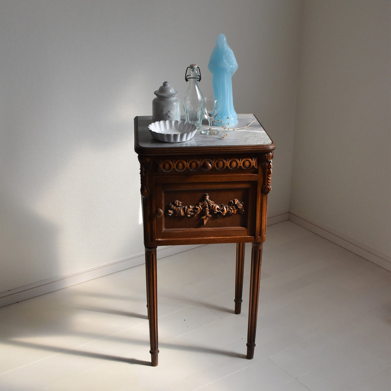 ヴィンテージ　ナイトテーブル マーブルトップ