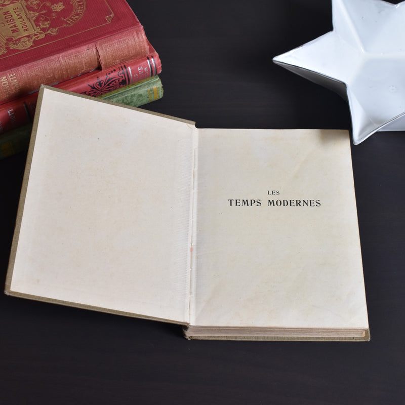 Vintage book: Les Temps Modernes
