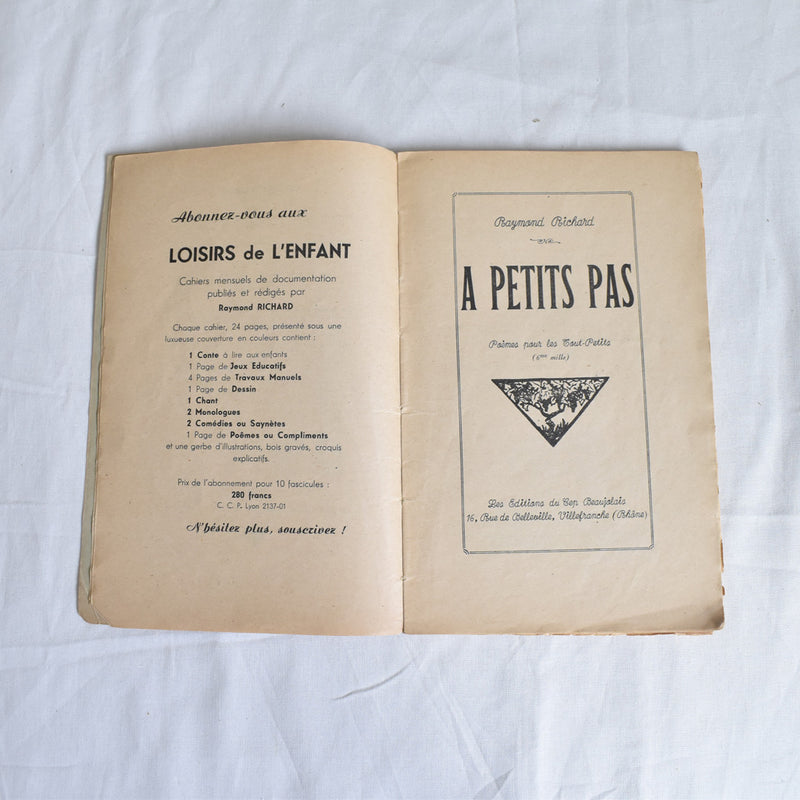 Vintage book A petit pas
