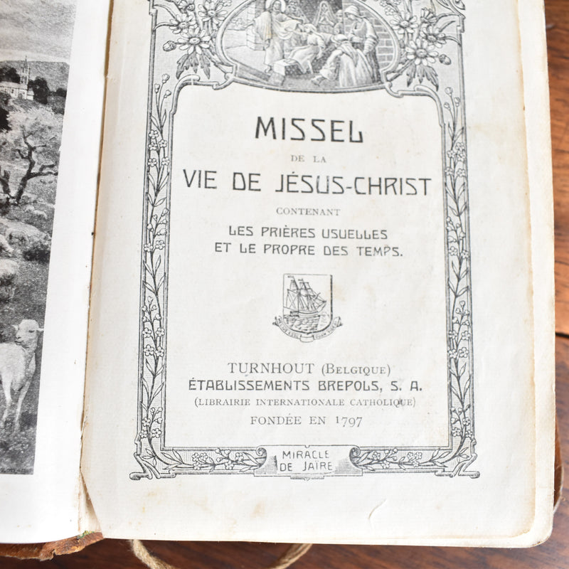 Vintage Book Missal "The Life of Jesus Christ"