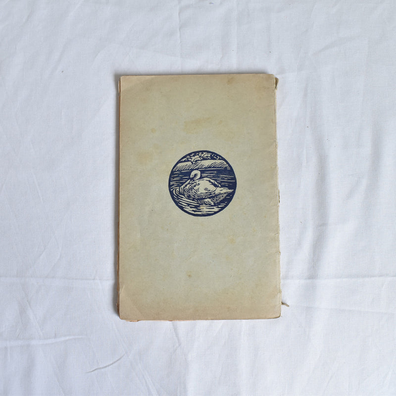 Vintage book A petit pas